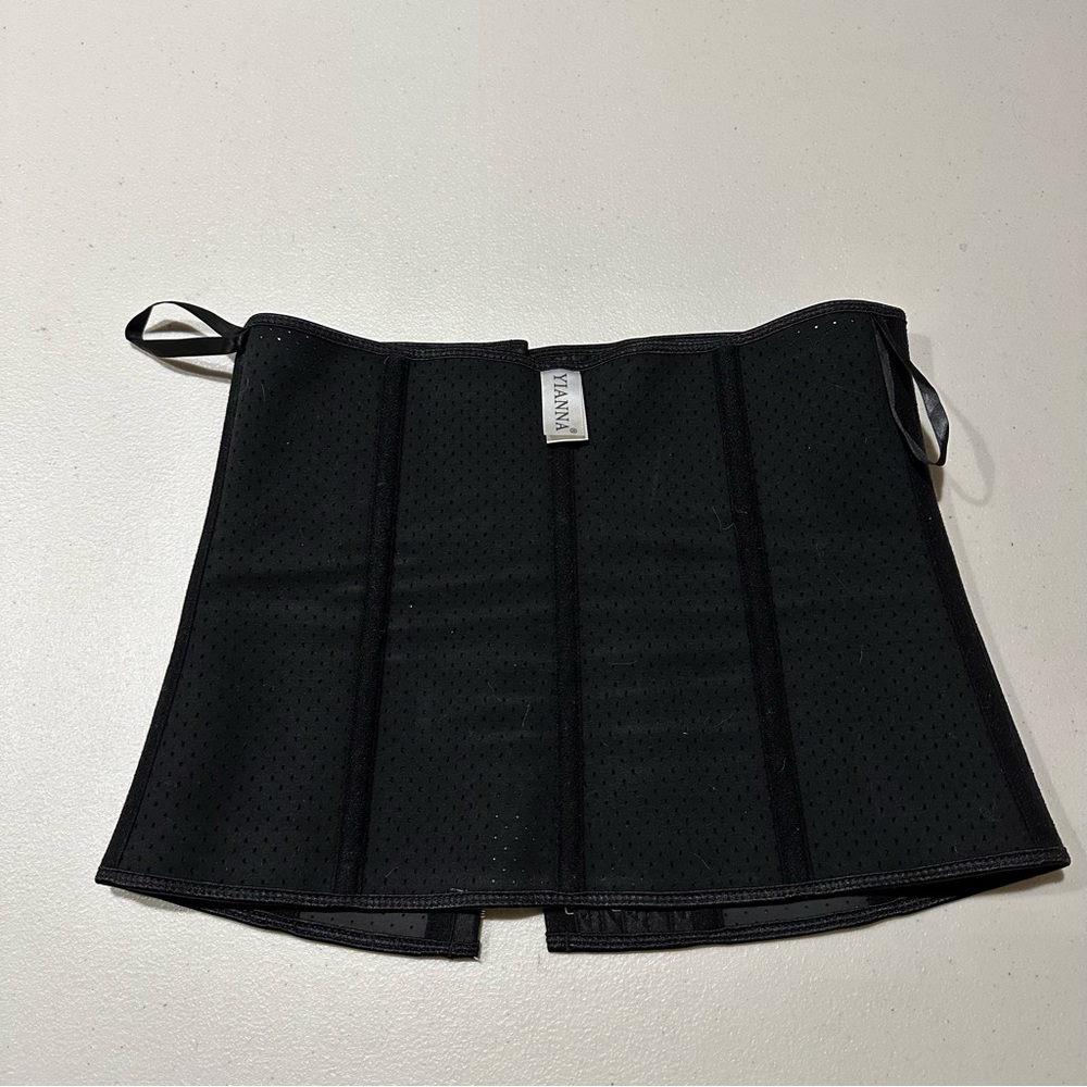 Yianna Black Waist Trainer Shapewear - Size Medium